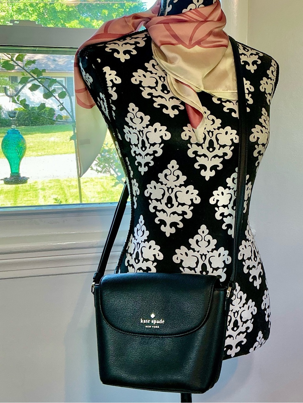 Kate Spade Emmie Flap Crossbody Black Pebbled Leather Retail $299 - Picture 4 of 16